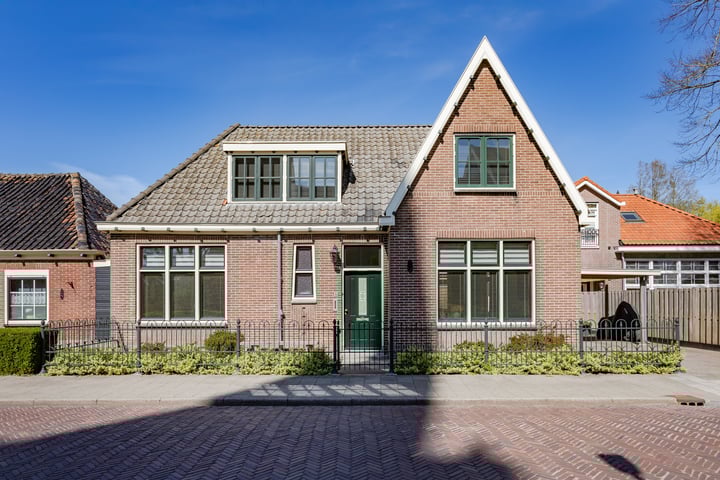 Raadhuisstraat 16 in Wognum foto