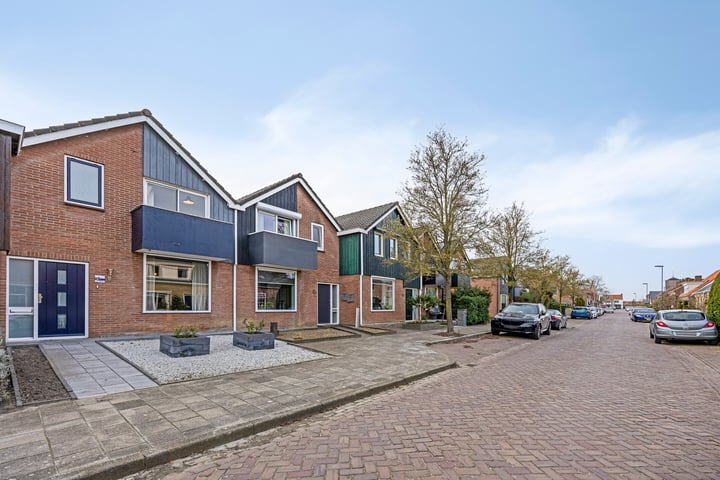 Raadhuisstraat 32 in 's-Gravenpolder foto