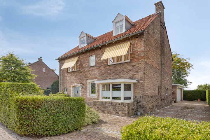 Raadhuisstraat 59 in Urmond foto