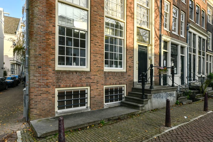 Raamgracht 17A in Amsterdam foto