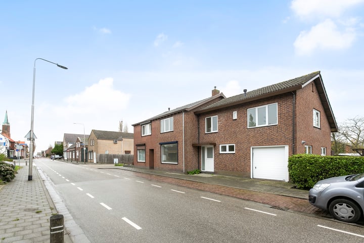 Rapenburg 106a in Vogelwaarde foto