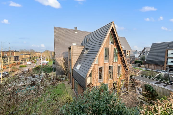 Ravelijn 28 in Vijfhuizen