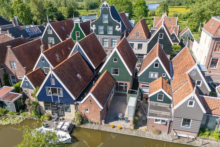 Rechtestraat 59 in De Rijp foto