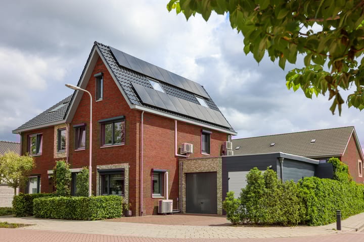 Reehorsterweg 21C in Ede foto