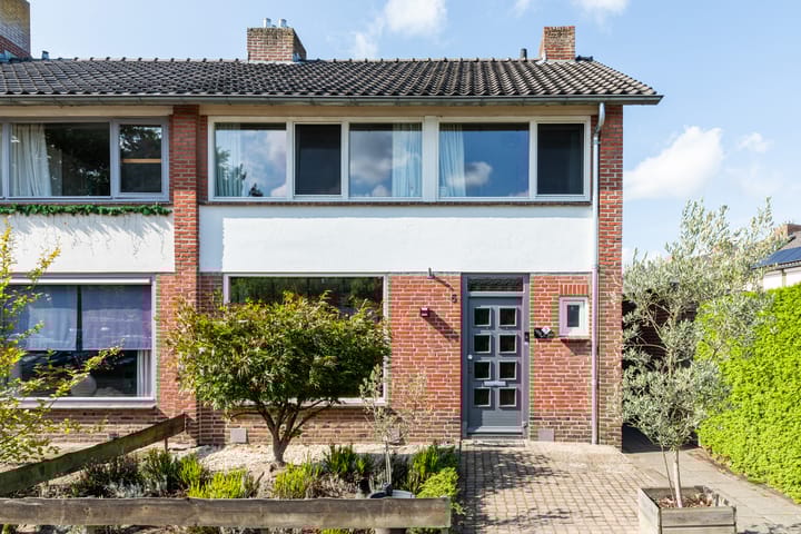 Reelaan 5 in Waalre foto