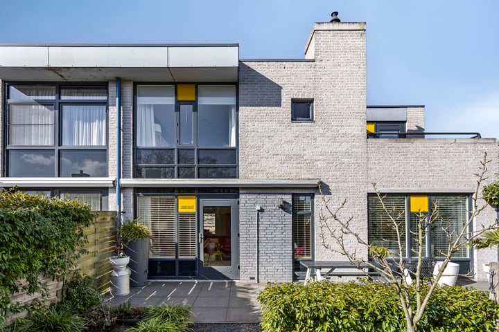 Reeuwijkpolderplantsoen 13 in Gouda foto