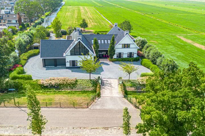 Reeweg 1 in Nederhorst den Berg foto