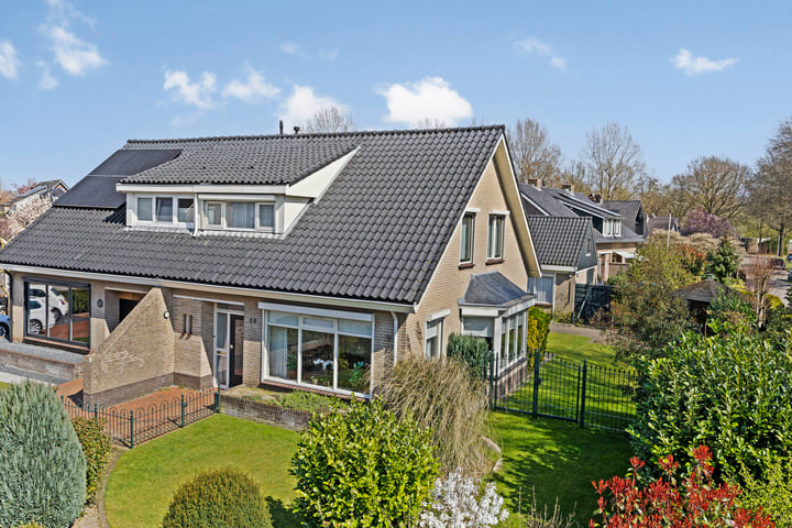 Reggestraat 29 in Enter