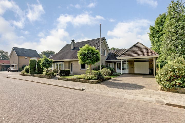 Reigerstraat 22 in Haaksbergen foto