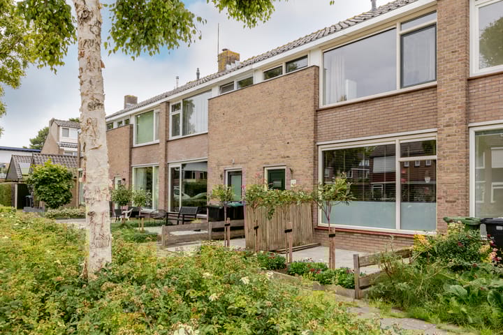 Reinier de Graafstraat 8 in Schoonhoven foto