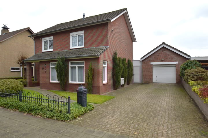 Rembrandt van Rijnstraat 8 in Deurne