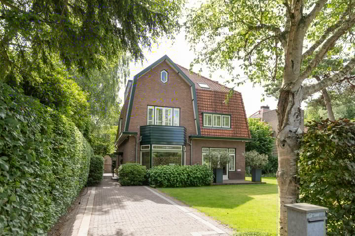 Rembrandtplein 17 in Bilthoven foto