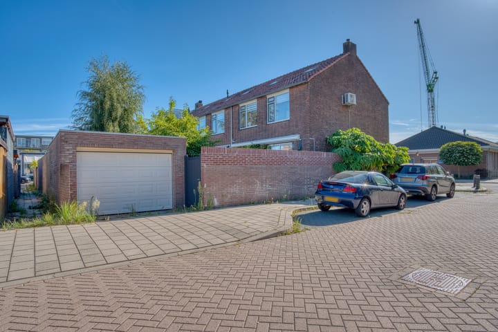 Rembrandtstraat 71 in Zwijndrecht foto