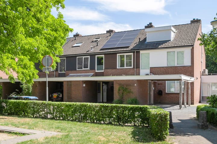 Repelweg 17 in Vught foto