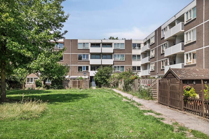 Rhenenhof 72 in Amsterdam foto