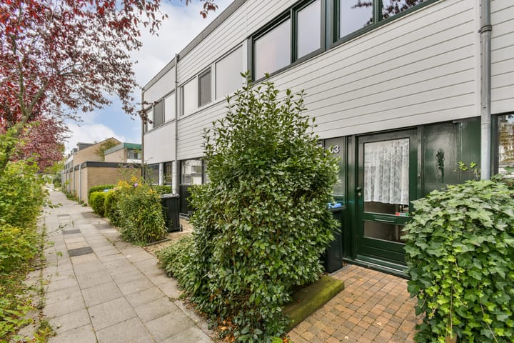 Rhijnestein 63 in Landsmeer foto