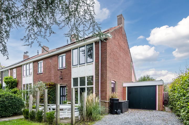 Rhijngeesterstraatweg 173 in Oegstgeest foto