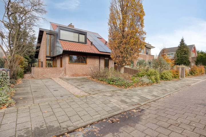 Rhijngeesterstraatweg 199 in Oegstgeest foto