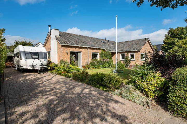 Rients Westrastrjitte 10 in Sexbierum foto