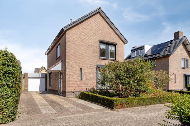 Riethaakpad 1 in Hank foto