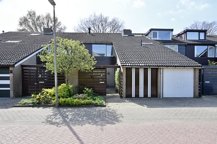 Rietmeent 84 in Hilversum foto