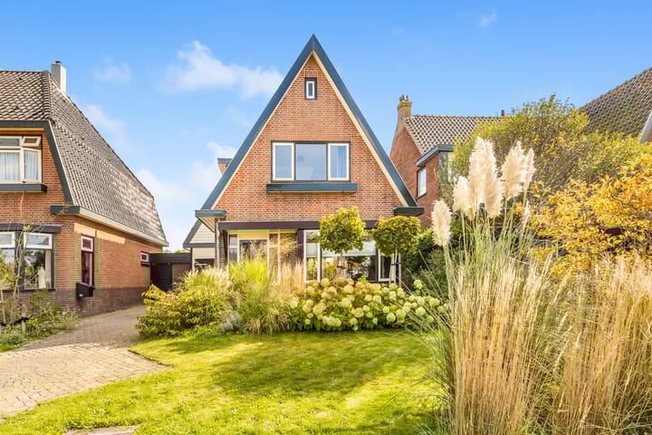 Rijksweg 182 in Limmen foto