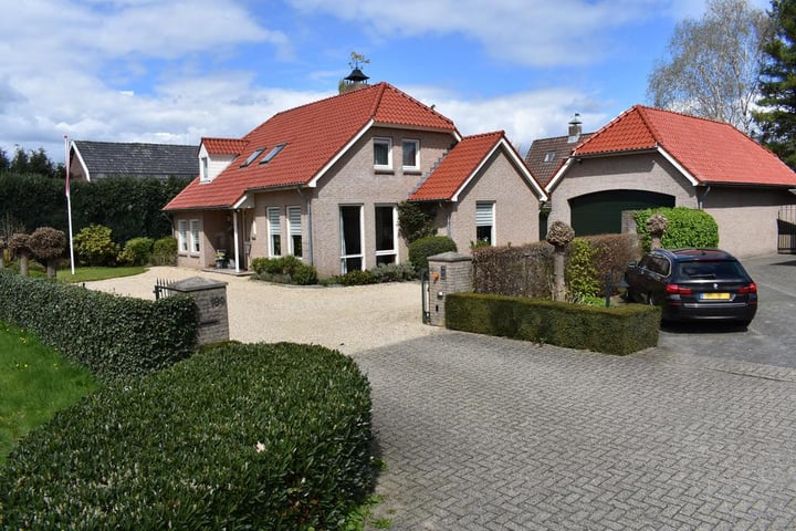 Rijksweg 189 in Malden foto