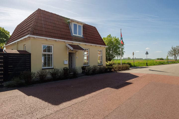 Rijksweg 2 in Ten Post foto