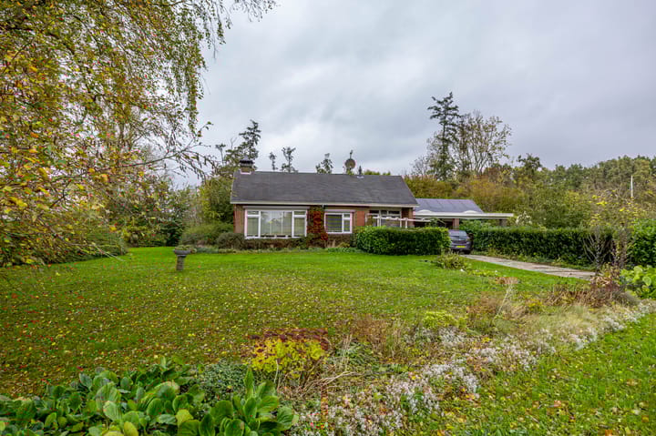 Rijksweg 35A in Wirdum foto