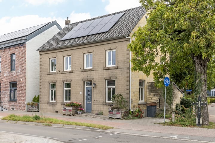 Rijksweg 41 in Margraten foto