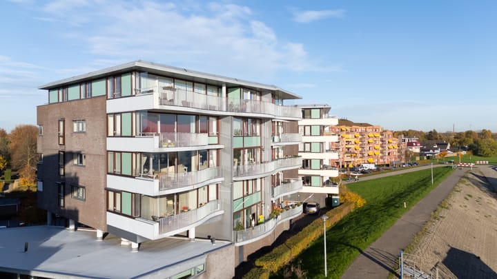 Rijnstraat 1-35 in Tolkamer foto