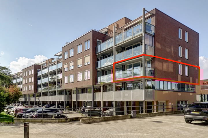 Rijsenborch 11 in Vianen foto