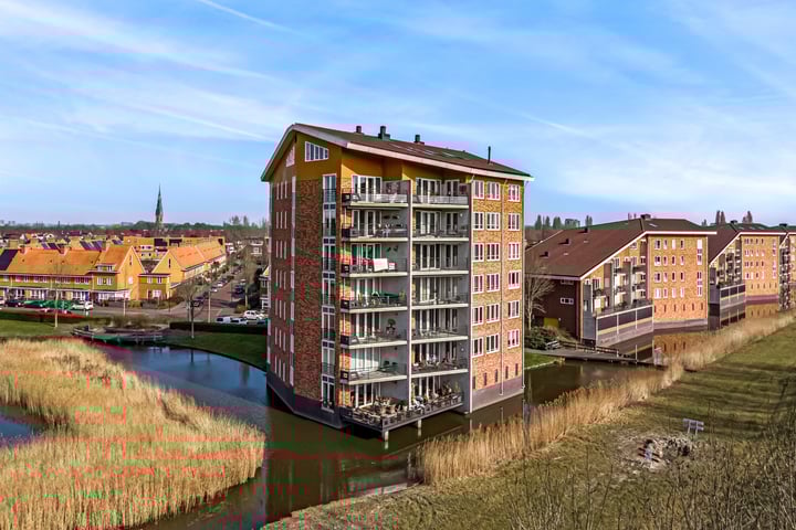 Ringslang 121 in Amstelveen foto