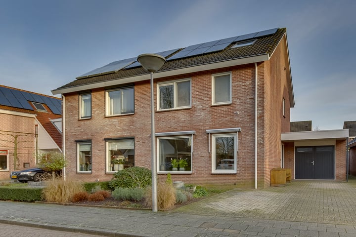 Rinkslag 26 in Nieuwleusen foto