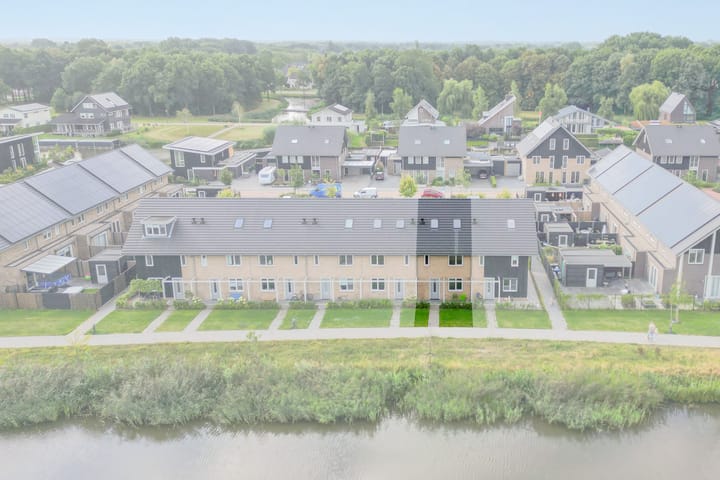 Rinze Wibbelinkstraat 86 in Drachten foto