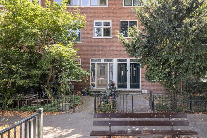 Riouwstraat 102 in Dordrecht foto