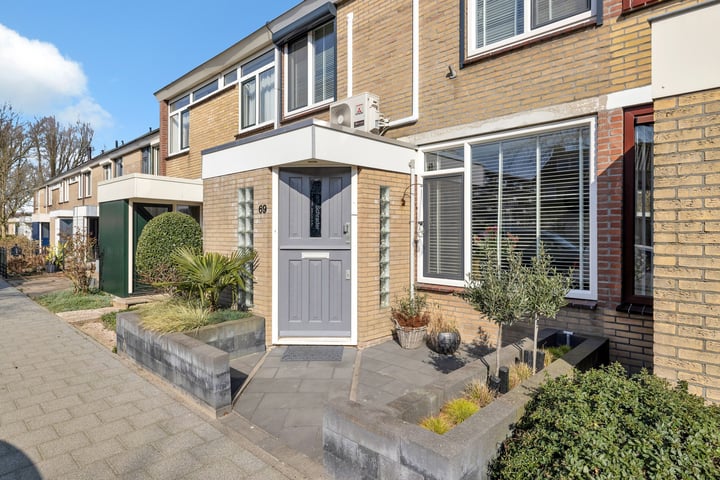 Rivierenlaan 69 in Rozenburg foto