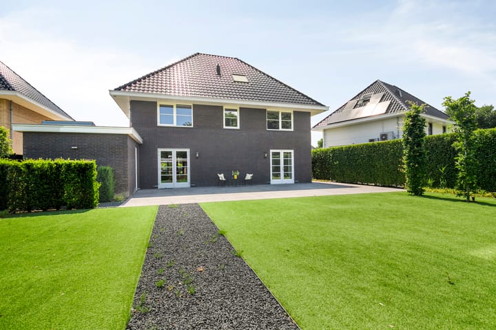 Roderveld 61 in Lelystad foto