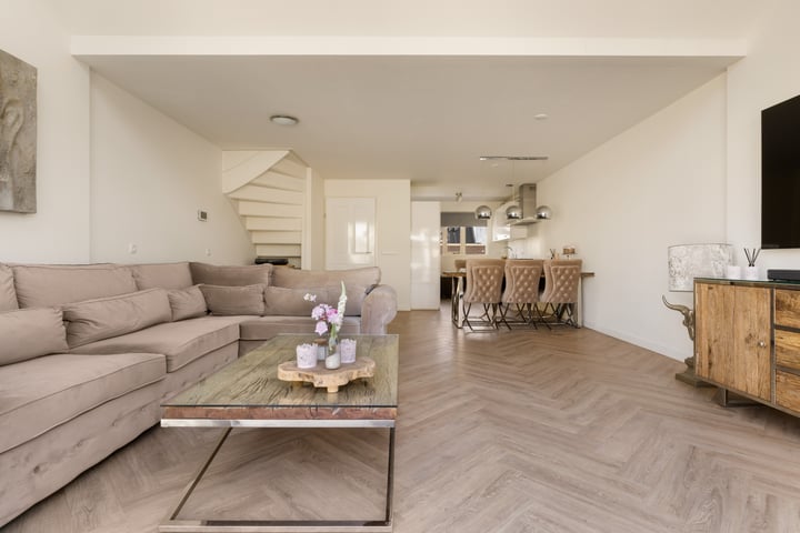 Roekenbos 185 in Hoofddorp foto