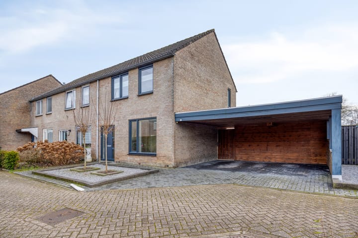 Roemer Visscherhof 27 in Goor