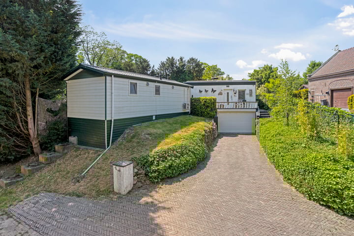 Roermondseweg 88 in Haelen foto