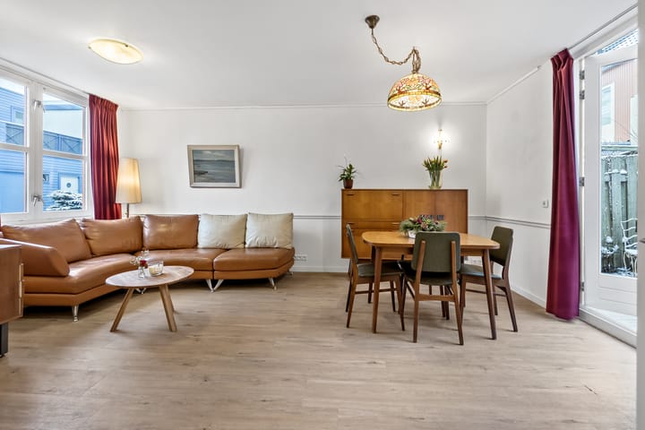 Rogstraat 11 in 's-Gravenhage foto