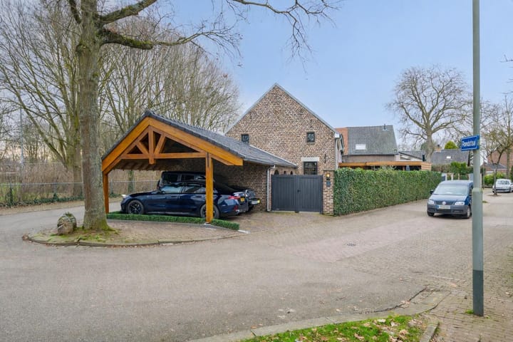 Rondstaai 1 in Grevenbicht