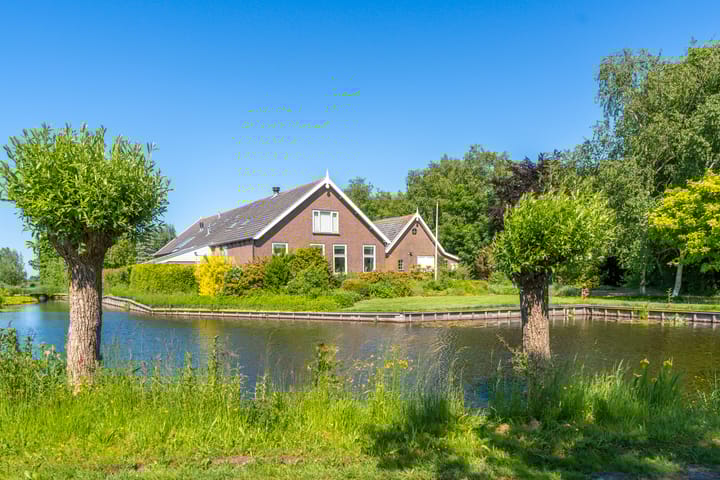 Rondweg 46 in Zegveld foto