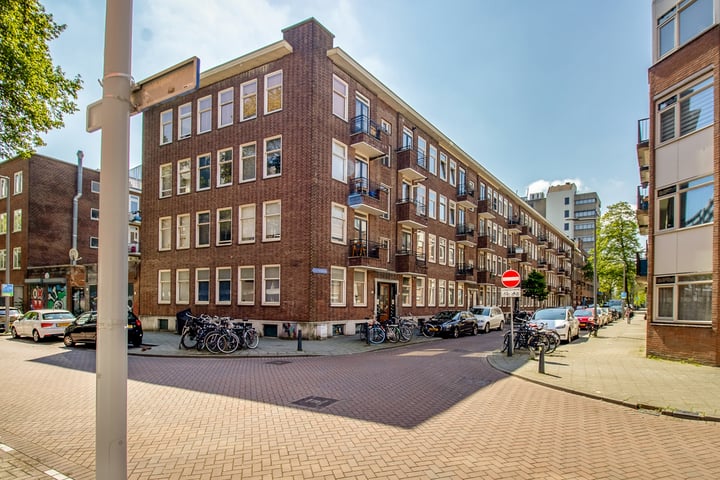 Roo-Valkstraat 10C in Rotterdam