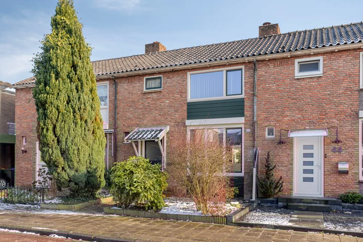Roombeekstraat 46 in Enschede foto