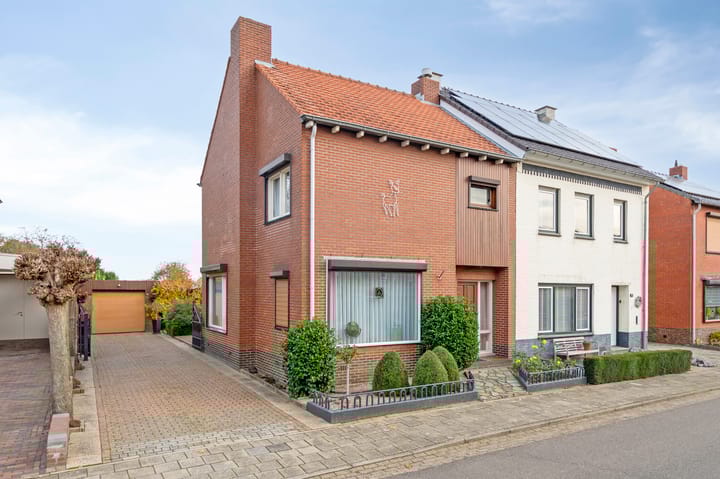 Roosterderweg 20 in Susteren foto