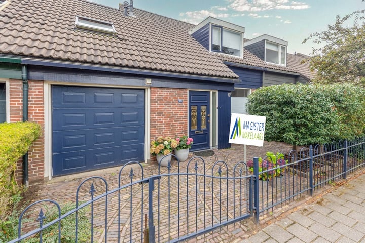 Rossinistraat 128 in Heemskerk foto