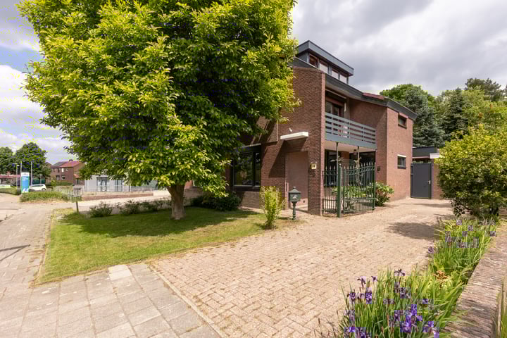 Rötscherweg 56 in Landgraaf foto