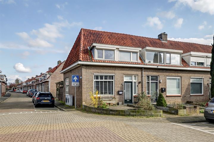Rozenstraat 13 in Tiel foto